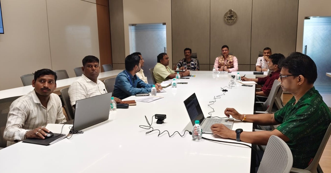 REVENUE: ହରିଦାସପୁର–ବିଜୟନଗରମ୍ ଚତୁର୍ଥ ରେଳପଥ ପ୍ରକଳ୍ପର ଅଗ୍ରଗତି ସମ୍ପର୍କରେ ସମୀକ୍ଷା